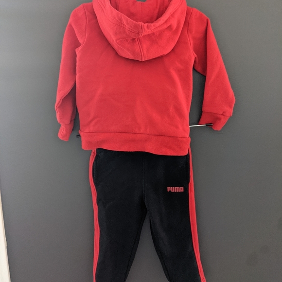 Puma red & black sweatsuit zip up hoodie & sweats - Picture 2 of 4